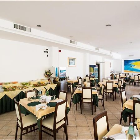 Hotel Belfiore Misano Adriatico Εξωτερικό φωτογραφία