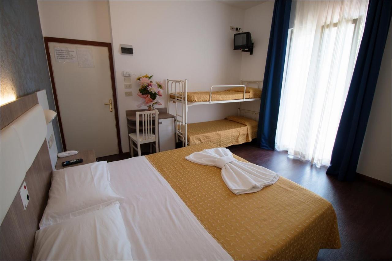 Hotel Belfiore Misano Adriatico Εξωτερικό φωτογραφία