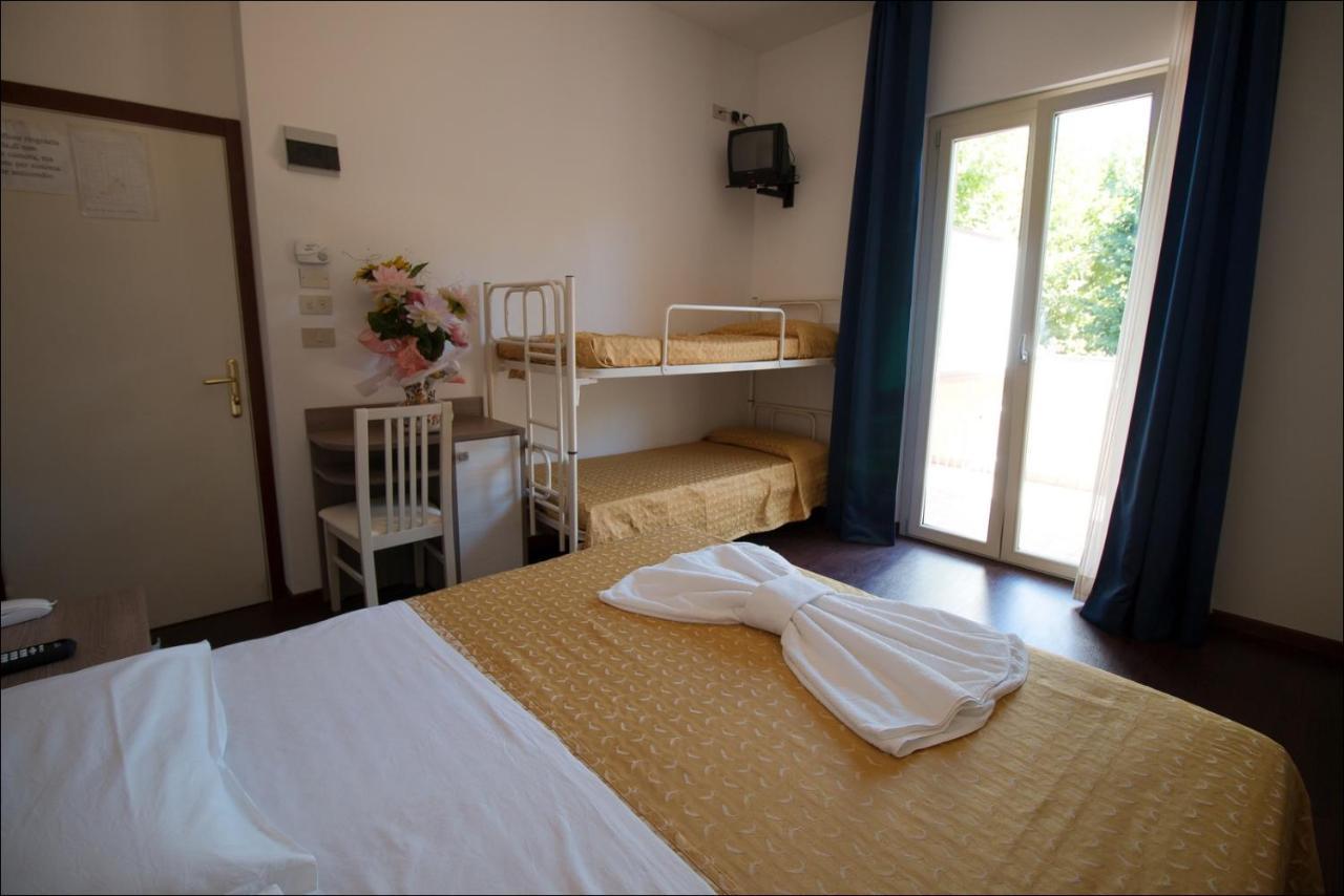 Hotel Belfiore Misano Adriatico Εξωτερικό φωτογραφία